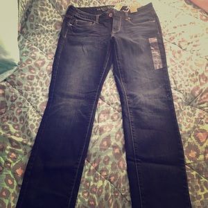 NWT Size 8 American Eagle Stretch Skinny Jeans